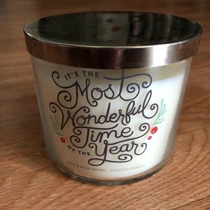 “It’s the most wonderful time of the year” 3 wick